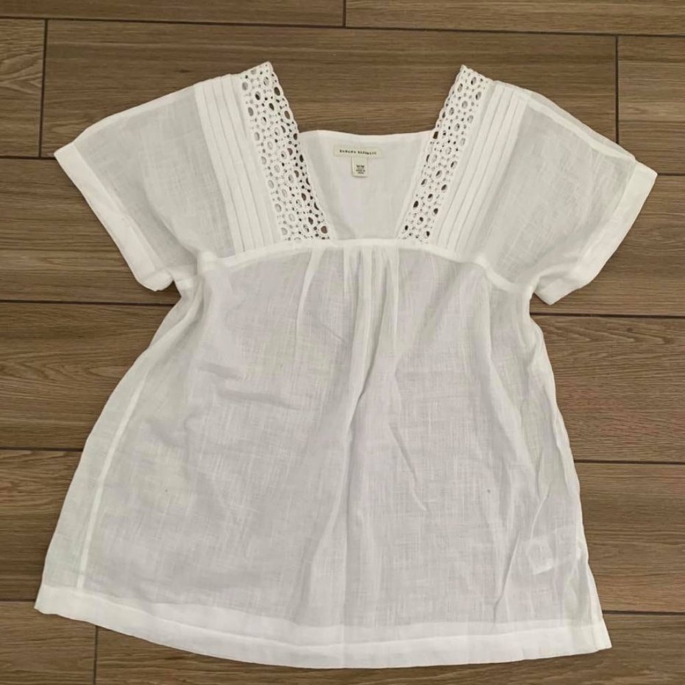 Banana Republic Short sleeve blouse